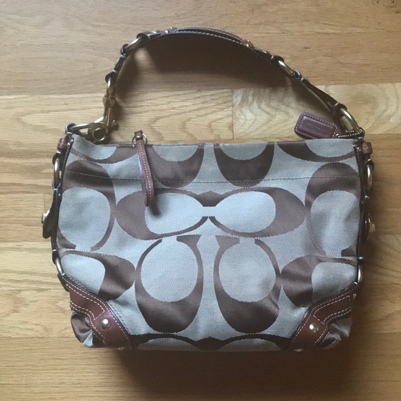 Coach Signature Carly Logo shoulder bag - Picture 3 of 6